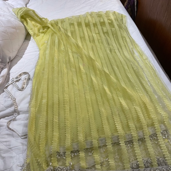 Pakistani branded dress - Picture 12 of 16